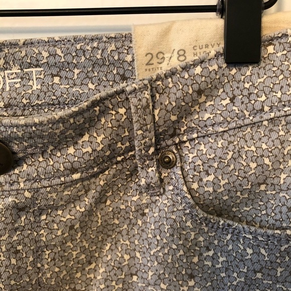 Ann Taylor Loft Floral Print Jeans - Picture 4 of 5